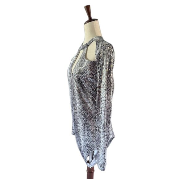 Women's Mock Neck Cut Out Bodysuit Mirrored Embellishment Snake Skin Print SZ 1X - Picture 7 of 16